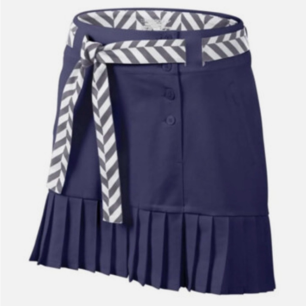Nike golf skirt skort size 8 or Medium Gray & purple